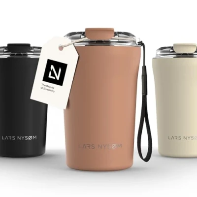 Abbildung von LARS NYSØM Thermo Kaffeebecher to go mit Trageschlaufe &amp; Tritan Deckel Travel Mug 0,38 Liter Isolierung Auslaufsicherer Edelstahl Thermobecher für Café Tee (Blush Rose, 380ml)