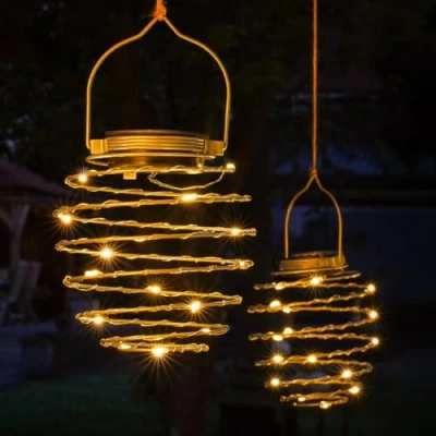 Abbildung von Festive Lights 4er Set solarbetriebene Outdoor LED Spiral Laternen Solar Laterne hängend Gartenleuchten für Außen Gartenbeleuchtung