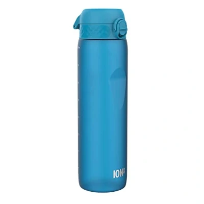 Abbildung von Ion8 1 Liter Trinkflasche, 1000ml, Auslaufsicher, Einhandöffnung, Sichere Verriegelung, Spülmaschinenfest, BPA frei, Tragegriff, Leicht zu Reinigen, Ideal für Sport und Fitnessstudio, Blau