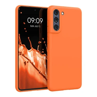 Abbildung von kwmobile Hülle kompatibel mit Samsung Galaxy S21 FE weiches TPU Silikon Case Cover geeignet für kabelloses Laden Fruity Orange