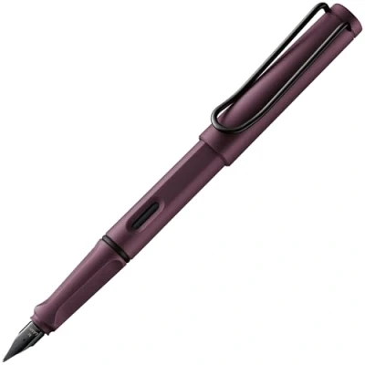 Abbildung von Lamy safari scarlet Füller Füllhalter mit ergonomischem Griff &amp; polierter Stahlfeder in Strichbreite B robuster ASA Kunststoff inkl. Tintenpatrone T 10 blau Rechtshänder
