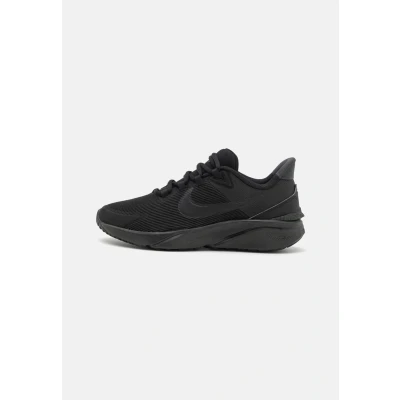 Abbildung von Nike Performance STAR Runner 4 Unisex Laufschuh Neutral für Kinder, Größe: 36.5, Black/anthracite Textil/synthetik