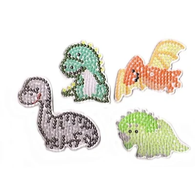 Abbildung von HPT Bügelperlen Stiftplattenset Midi 5mm Dinosaurier, 4 Stiftplatten mit Motiv Vorlagen (mit Hama kompatibel) … (Dinosaurier)