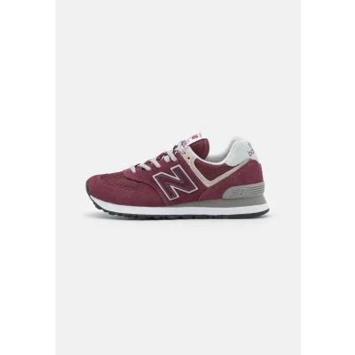 Abbildung von New Balance 574 Unisex Sneaker low, Größe: 45, Red/grey/beige Leder und textil