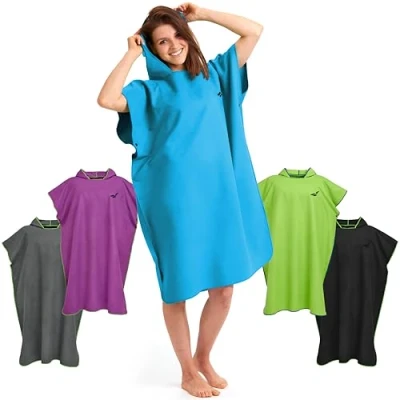 Abbildung von Fit Flip Surf Poncho Mikrofaser Umkleidehilfe Strand Badeponcho für Erwachsene Handtuch schnelltrocknend Strandponcho Surfer Surfponchos Ultraleicht (Größe L, Cyanblau)