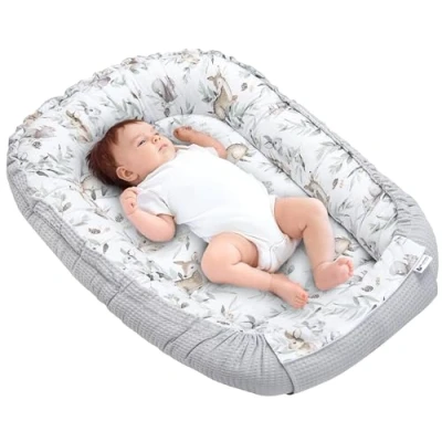 Abbildung von Medi Partners Babynest Kuschelnest Babynestchen 100% Baumwolle Waffle Nestchen Reisebett für Babys Säuglinge 100x60x15cm Sicherer Verschluss (Hirsch in Blättern mit grauem Waffle)
