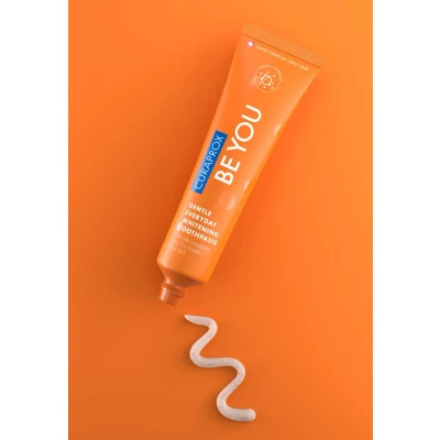 Abbildung von Curaprox BE YOU, Peach + Apricot Toothpaste Zahnpflege, Größe: 60 ml, Orange
