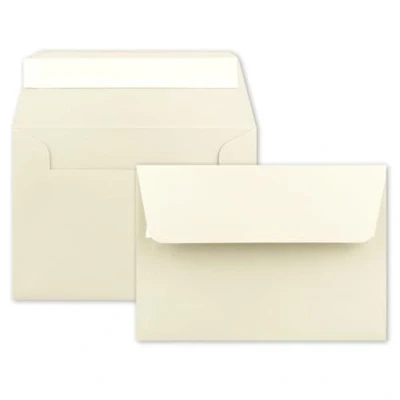 Abbildung von 100x Brief Umschläge B6 Vanille (Creme) 12,5 x 17,5 cm Haftklebung 120 g/m² schmale Verschluss Lasche hochwertige Einladungs