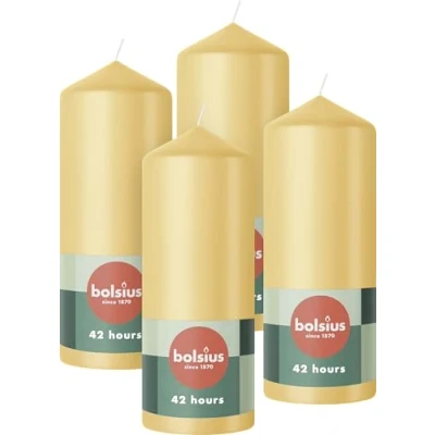 Abbildung von Bolsius Glatte Stumpenkerzen Beige 4 Stück 15 x 6 cm Dekorative Haushaltkerzen Länge Brenndauer 42 Stunden Unparfümierte Enthält Natürliches Pflanzenwachs Ohne Palmöl