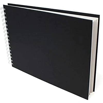 Abbildung von Artway Studio Spiralgebundenes A4 Skizzenbuch Querformat 96 Seiten/48 Blätter aus 170 gsm Papier Schwarzes mit festem Einband, Schwarz