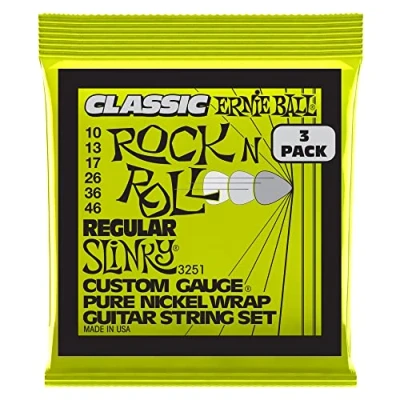 Abbildung von Ernie Ball Regular Slinky klassische Rock‘n‘Roll E Gitarrensaiten, reine Nickelwicklung, 3er Pack, Stärke 1046