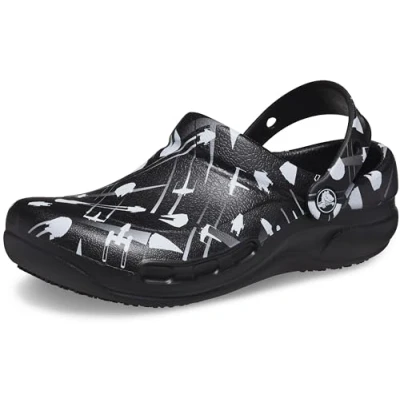 Abbildung von Crocs Unisex Bistro Graphic Clog Holzschuh, Star Wars Black, 45/46 EU