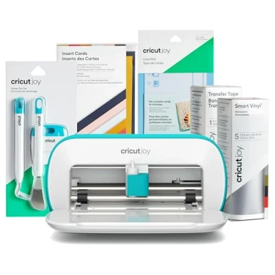 Abbildung von Cricut Joy Kompakte smarte Bastelmaschine im Starter Bundle Edition 2024 Maschine und Materialien
