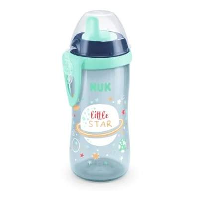 Abbildung von NUK Kiddy Cup Night Trinklernflasche Schnabeltasse mit Leuchteffekt 12+ Monate Auslaufsicher harter Trinktülle Clip und Schutzkappe BPA frei 300 ml Planeten (blau), 10255678
