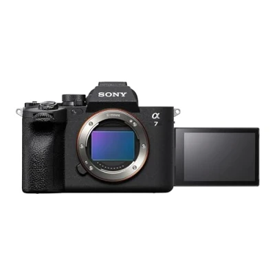 Abbildung von Sony Alpha 7 IV Spiegellose Vollformatkamera für Experten (33 Megapixel, Echtzeitfokus, Burst mit 10 Bildern pro Sekunde, 4K 60p Video, einstellbarer Voll Touchscreen)