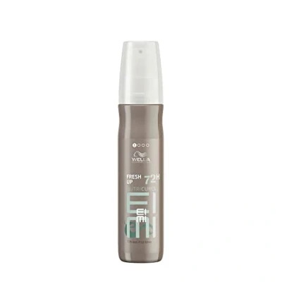 Abbildung von Wella EIMI Nutricurls Fresh Up auffrischendes Lockenspray für glänzend definierte Locken leichtes Haarspray mit Anti Frizz Kontrolle 1 x 150 ml