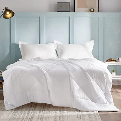 Abbildung von WAVVE Bettdecke 240x260 cm Sommerdecke, Sommer Steppdecke XXL 260x240, Leicht Dünn Weiche Atmungsaktive Sommerbettdecke 240x260cm, Zudecke 150gsm Mikrofaser Weiß(260x240cm)