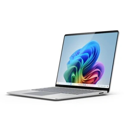 Abbildung von Microsoft Surface Laptop Copilot+ PC 13.8 Touchscreen Snapdragon® X Plus (10 Kerne) 16GB RAM 256GB SSD neuestes Modell, 7. Edition Platin