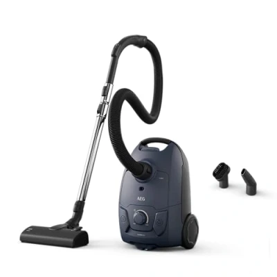 Abbildung von AEG CLEAN 5000 Staubsauger mit Beutel, hohe Saugleistung, aus Recyclingkunststoff, AllFloor Bodendüse Klicksystem, 2in1 Multifunktionsdüse, 8,5m Aktionsradius, waschbarer Hygiene Filter, AB51C1DB
