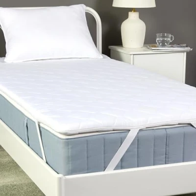 Abbildung von Amazon Basics Matratzentopper Komfortschaum 120W x 200L 6H cm, Topper mit Waschbarem Bezug, weiß