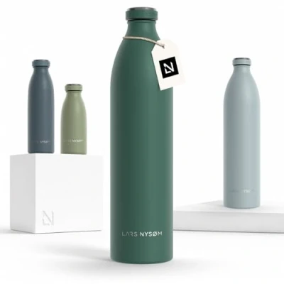 Abbildung von LARS NYSØM Edelstahl Trinkflasche 350ml, 500ml, 750ml, 1L, 1 5 liter Thermosflasche Kohlensäure geeignet Wasserflasche auslaufsicher für Sport, Outdoor, Schule (Pine Green, XL 1500ml)