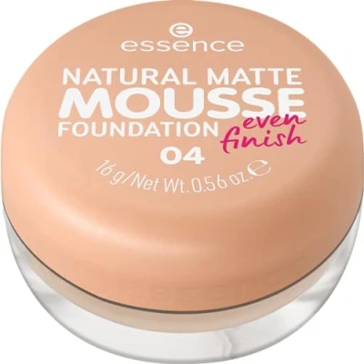 Abbildung von essence NATURAL MATTE MOUSSE FOUNDATION, Nr. 04, Nude, mattierend, abdeckend, Expressergebnis, matt, vegan, ölfrei, ohne Parfüm, Alkohol, 1er Pack (15g)