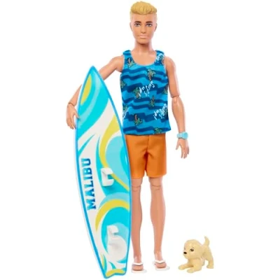 Abbildung von Barbie Ken Surfer Set Bewegliche Blonde Puppe mit Surfbrett, Hündchen und Strand Accessoires für belebende Strandabenteuer, Kinder ab 3 Jahren, HPT50