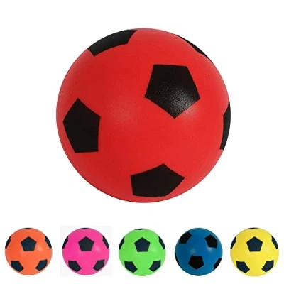 Abbildung von HTI Fun Sport Softball Fußball Indoor/Outdoor aus Schaumstoff Schaumstoffball für Stundenlangen Spaß Erwachsene, Jungen und Mädchen Jeden Alters (Rot)