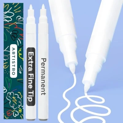Abbildung von ARTISTRO Weißer Permanentmarker Set mit 2 weißen Farbstiften, Farbmarker auf Ölbasis, extrafeine Spitze 0,7 mm, wasserfester, schnell trocknender Marker für Stein, Keramik, Glas, Holz, Reifen, Stoff