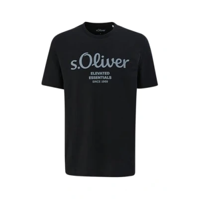 Abbildung von T Shirt mit Logoprint