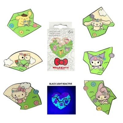 Abbildung von Loungefly Hello Kitty &amp; Friends Flower Crown Enamel Pin 1 Of 6 To Collect Styles Vary Blind Box Emaille Nadeln Niedliche Brosche Zum Sammeln Für Rucksäcke Taschen