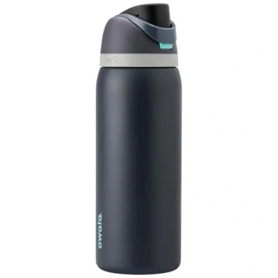 Abbildung von Owala FreeSip Isolierte Edelstahl Trinkflasche mit Strohhalm, 945 ml BPA frei, optimal für Sport, Fitness, Outdoor und Reisen, Foggy Tide