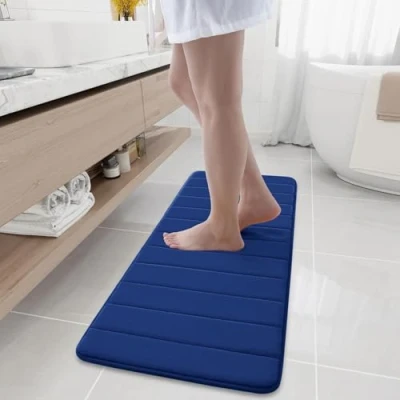 Abbildung von Homaxy Memory Foam Badezimmer Badteppich Saugfähige Rutschfester Badvorleger Waschbar Badematte 43 x 120 cm, Marineblau