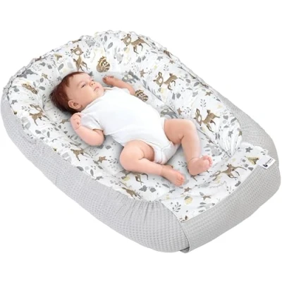 Abbildung von Medi Partners Babynest Kuschelnest Babynestchen 100% Baumwolle Waffle Nestchen Reisebett für Babys Säuglinge 100x60x15cm Sicherer Verschluss (REH mit Grauer Waffle)