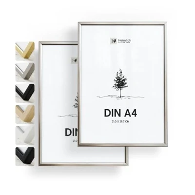 Abbildung von Heimlich® Bilderrahmen A4 21x30 cm, Aluminium, Gold, 2er Pack Rahmen für Dokumente, Urkunden und Diplome mit Kunststoffabdeckung Zur Wandmontage oder als Tischaufsteller