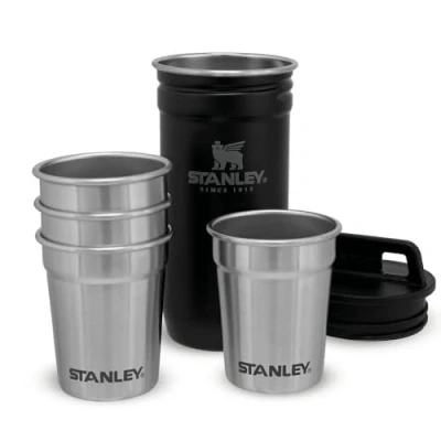 Abbildung von Stanley The Nesting Shot Glass Set Wasserflasche