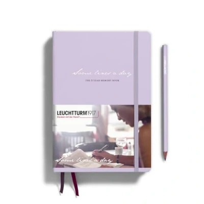 Abbildung von LEUCHTTURM1917 368168 Some lines a day, 5 Jahres Buch Medium (A5), Lilac