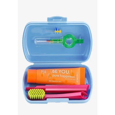 Abbildung von Curaprox Travel SET Körperpflegeset, Größe: One Size, Blue