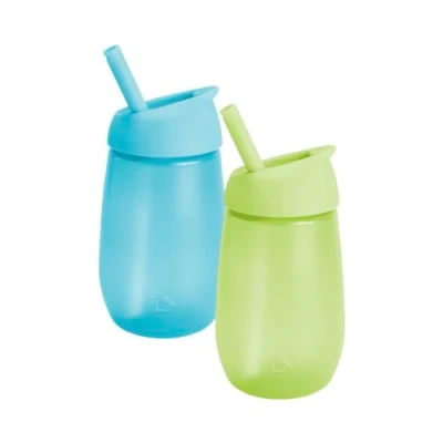 Abbildung von Munchkin Trinkbecher für Babys und Kleinkinder, Trinklernbecher mit Strohhalm, BPA frei, auslaufsicher, spülmaschinenfest, Silikon 296 ml, 2er Set in Grün/Blau