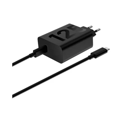 Abbildung von Motorola 125W TurboPower Ladegerät (GaN Schnellladegerät mit 1 m 6,25A USB C auf Kabel zum Aufladen von Smartphones, Tablets, Laptops und Geräten)