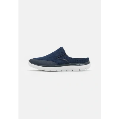 Abbildung von Skechers Sport Summits Clogs, Herren, Größe: 46, Navy Schuhe