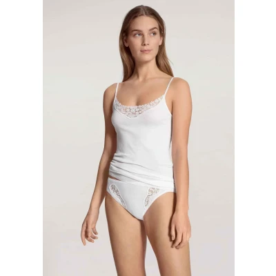 Abbildung von CALIDA Feminin Sense Mini Slip Damen, aus 100% extrafeiner Baumwolle, Feinripp, naht und saumfrei