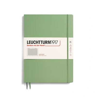 Abbildung von LEUCHTTURM1917 363919 Notizbuch Master Slim (A4+), Hardcover, 123 nummerierte Seiten, Salbei, kariert