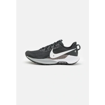 Abbildung von Nike Performance Reactx Pegasus 5 Laufschuh Trail, Herren, Größe: 42.5, Black/white/anthracite/wolf grey Schuhe