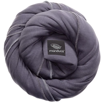 Abbildung von manduca Sling elastisches Babytragetuch für Neugeborene ab 3,5 kg und Babys bis 15 stabiles Tragetuch aus weichem Jersey Strickstoff 100% Baumwolle (Bio) Einheitsgröße, slate