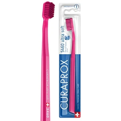 Abbildung von Curaprox Zahnbürste CS 5460 Ultra Soft Handzahnbürste für Erwachsene mit CUREN Borsten Magenta Einfarbig