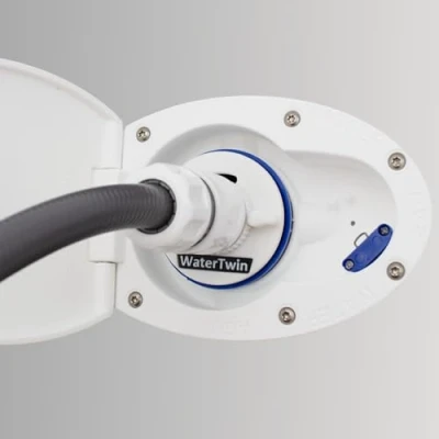 Abbildung von WATERTWIN Wohnmobil Wasser Tankadapter Caravan Einfüllstutzen Zubehör Wassertankdeckel mit doppelt Gardena Anschluss (Adapter für Tankdeckel AG45 D:61)