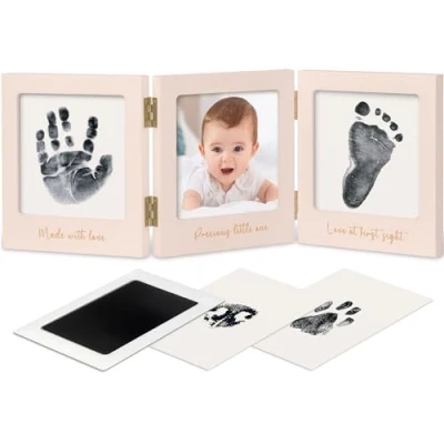 Abbildung von Baby Handabdruck und Fußabdruck Set Clean Touch Stempelkissen Hand Fuß für Neugeborene,Handabdruck Bilderrahmen Abdruckset,Baby Fussabdruck Newborn Shower(Petal Pink/Gold)