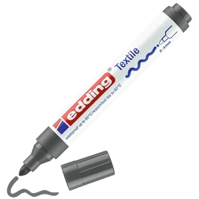 Abbildung von edding 4500 Textilmarker grau 1 Stift Rundspitze 2 3 mm Textilstifte waschmaschinenfest (60 C) zum Stoff bemalen Stoffmalstift