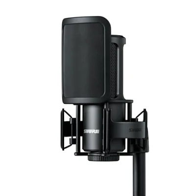 Abbildung von Shure SM4 Studio Recording Mikrofon, XLR Heimstudio Kondensator Mikrofon Optimiert für sanfte Vocals bis zu lauten Instrumenten mit Mix Ready Audio robuste Metallbauweise (SM4 K KIT)